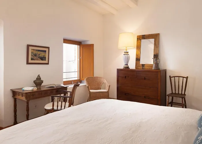 Lets Holidays Nice House Close To The Castle